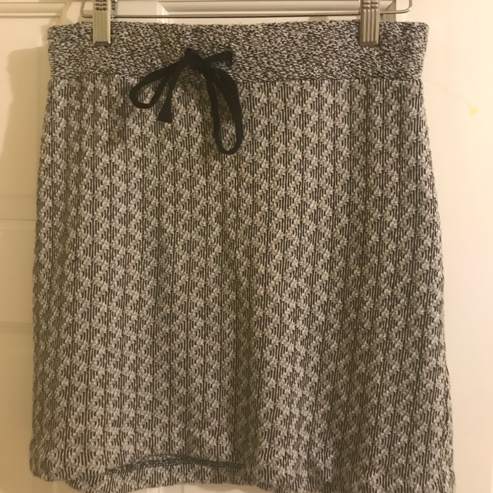 LOFT fitted sweater mini skirt